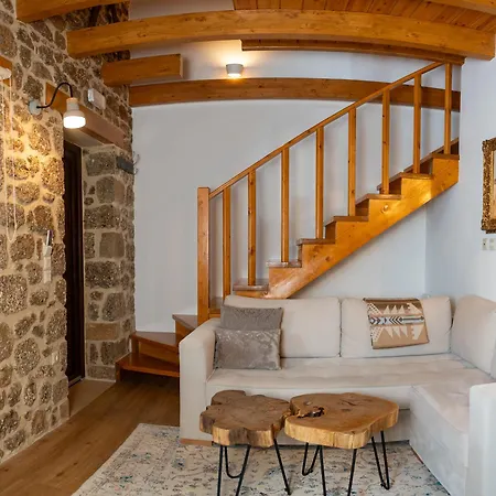 Anotopos * 上特里卡拉