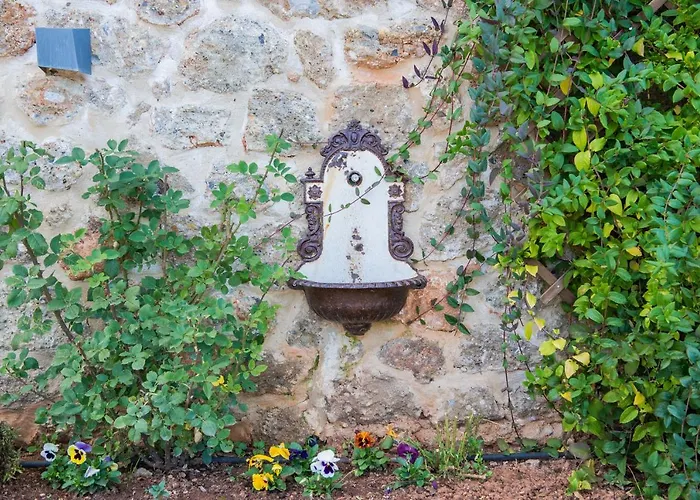 Anotopos شقة أنو تريكالا