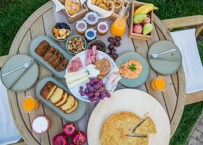 Anotopos * أنو تريكالا